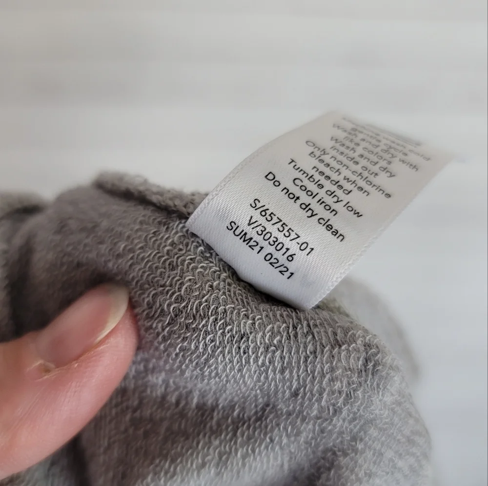 Athleta Balance 4” Shortie in Heathered Gray, sz 1X